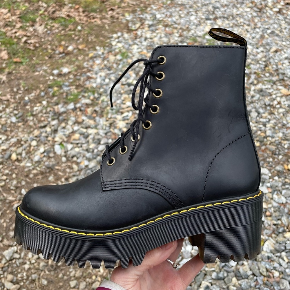 Dr. Martens Shriver Hi Black Platform Heeled Combat Boots Size 7